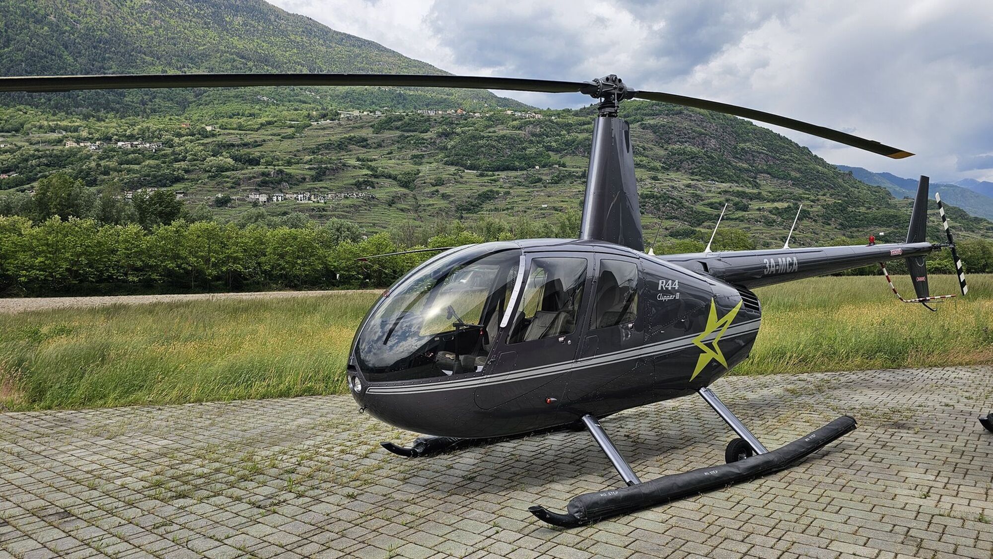 Eurotech Achieves Authorized Robinson Helicopter Dealer Certification for 2026