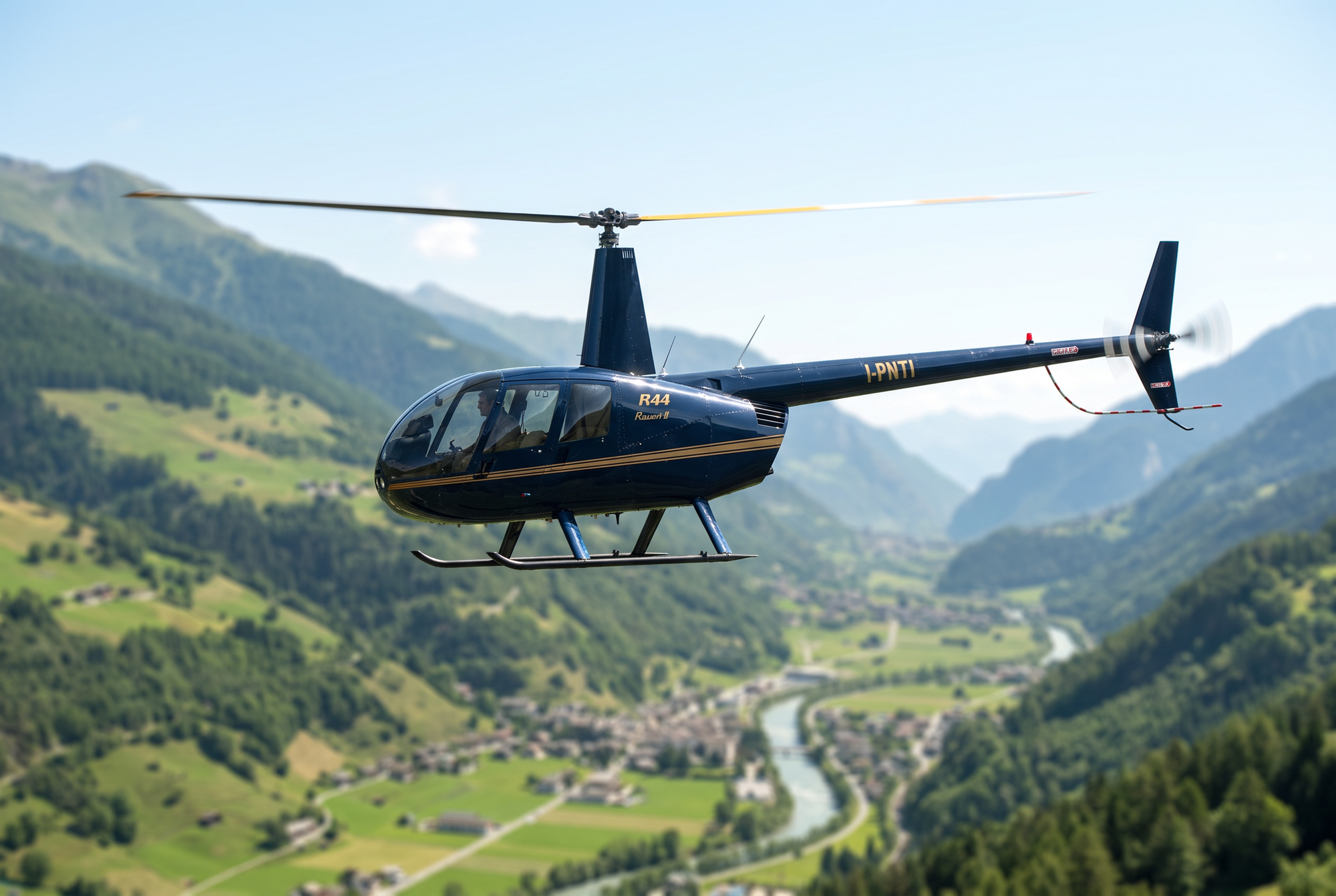 Robinson R44 Utility: quando l'allestimento nasce dalla missione