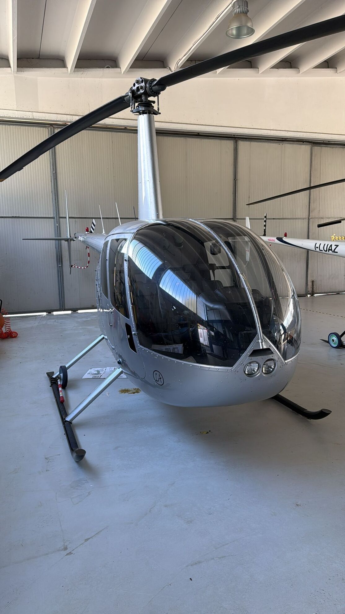 Robinson R44 Raven II I-HULA Robinson R44 Raven II I-HULA